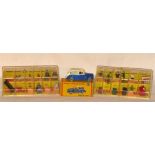 DINKY/DUBLO DINKY - Dinky Toys Sets 052 Railway Station Passengers and 054 Station Personnel -