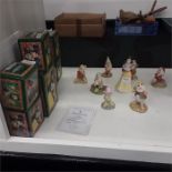 Royal Doulton: Snow White and the Seven Dwarfs, the complete set and Certificate.