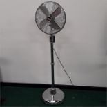 A large vintage 1960s Cinni pedestal fan with wheeled base.