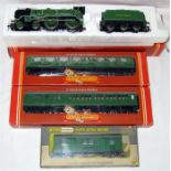 Hornby and Wrenn - R380 Southern Malachite Green Schools Class 4-4-0 'Stowe' - missing a Smoke