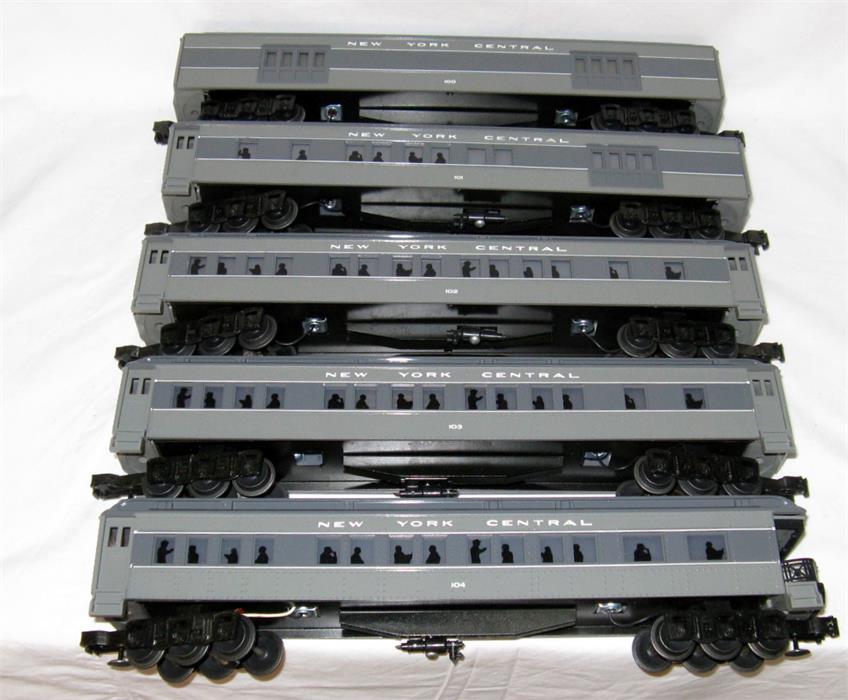 WILLIAMS O Gauge 3R - Set 2503 NYC Grey 5 Car Madison Set comprising a Baggage Car # 100, Combine