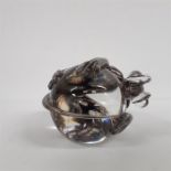 Blowpwzone: A glass lizard paperweight by Iestyn Davies.