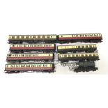 4 x Hornby OO cream and maroon coaches together with 1 x Mainline brown and cream coach, 2 x Jouef