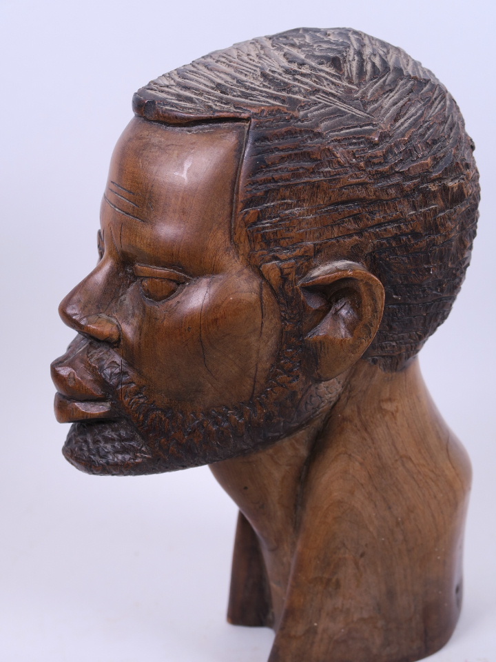 An African carved hardwood male head, 9" high - Image 3 of 3