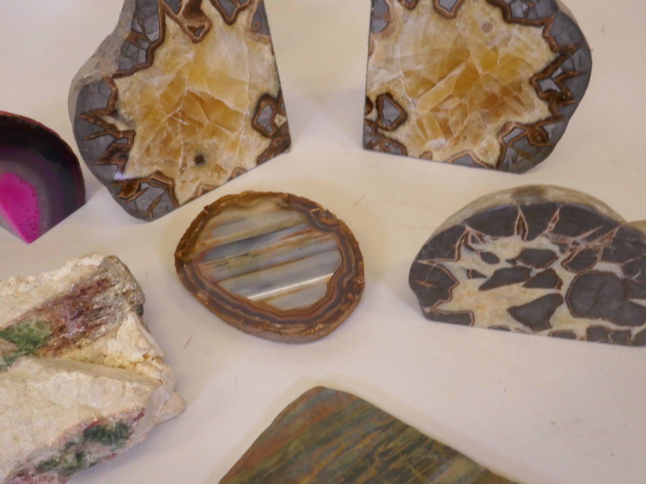 A collection of geological specimens, including lapis, quartz, amethyst and a pair in the form of - Image 4 of 4