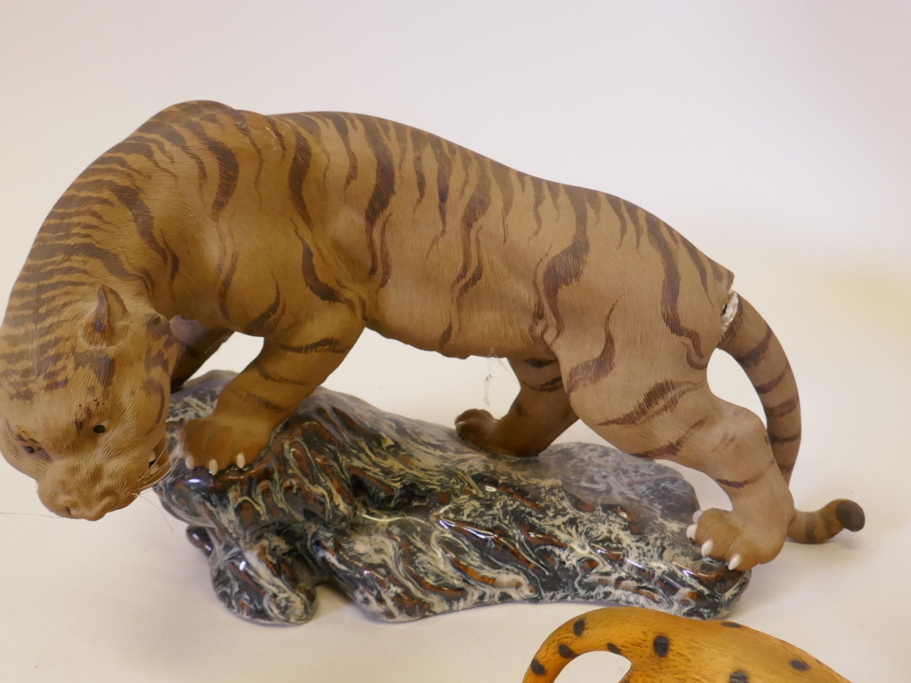 A Chinese glazed terracotta figure of a tiger, a pair of porcelain figures of a leopard and tiger - Image 3 of 5