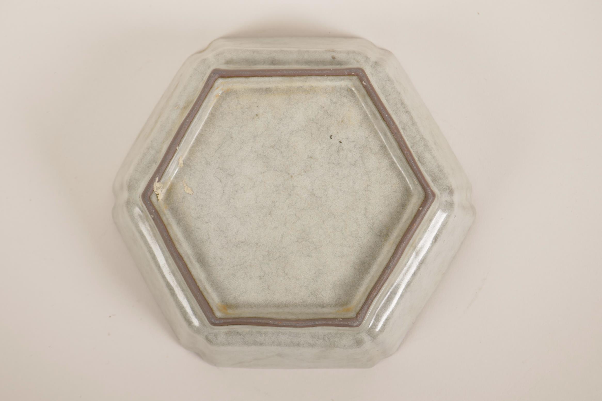 A Chinese celadon glazed hexagonal pottery dish, 6½" x 6½" - Image 3 of 3