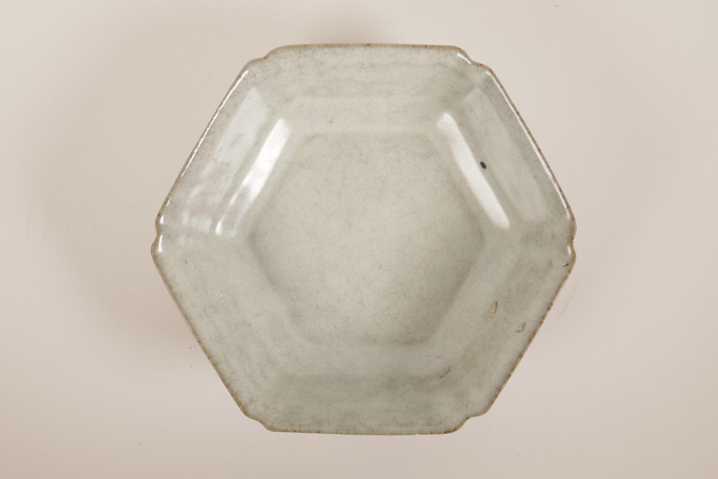 A Chinese celadon glazed hexagonal pottery dish, 6½" x 6½" - Image 2 of 3