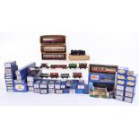 Hornby Dublo boxed locomotives, coaches and rolling stock