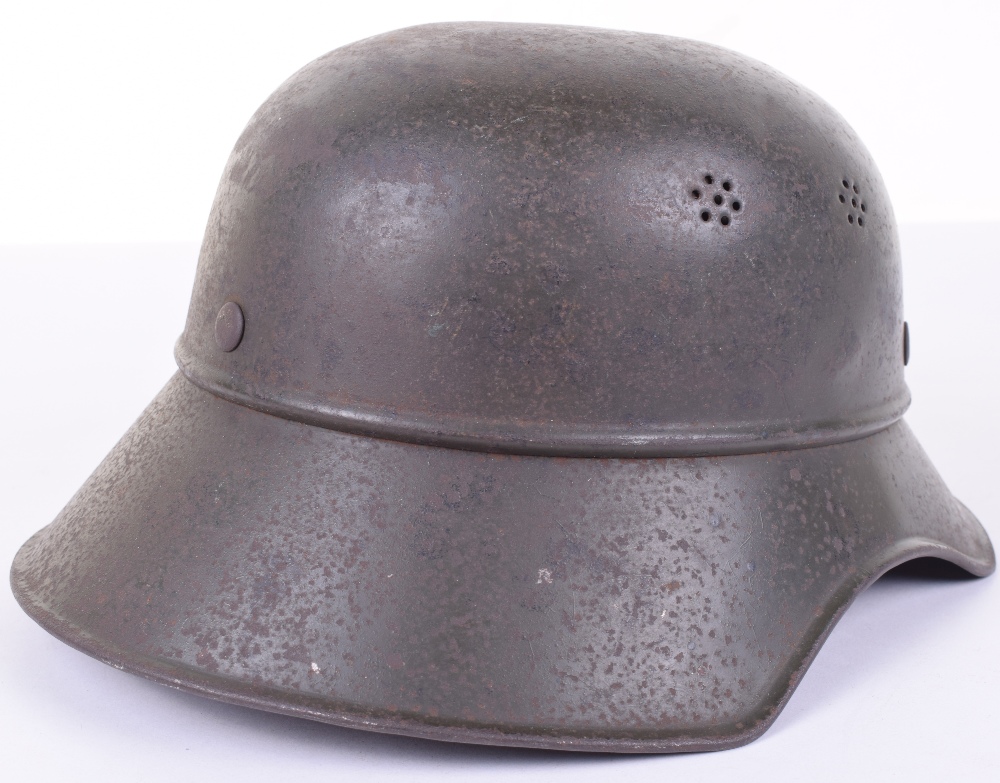 WW2 German Luftschutz Gladiator Pattern Steel Helmet - Image 4 of 6