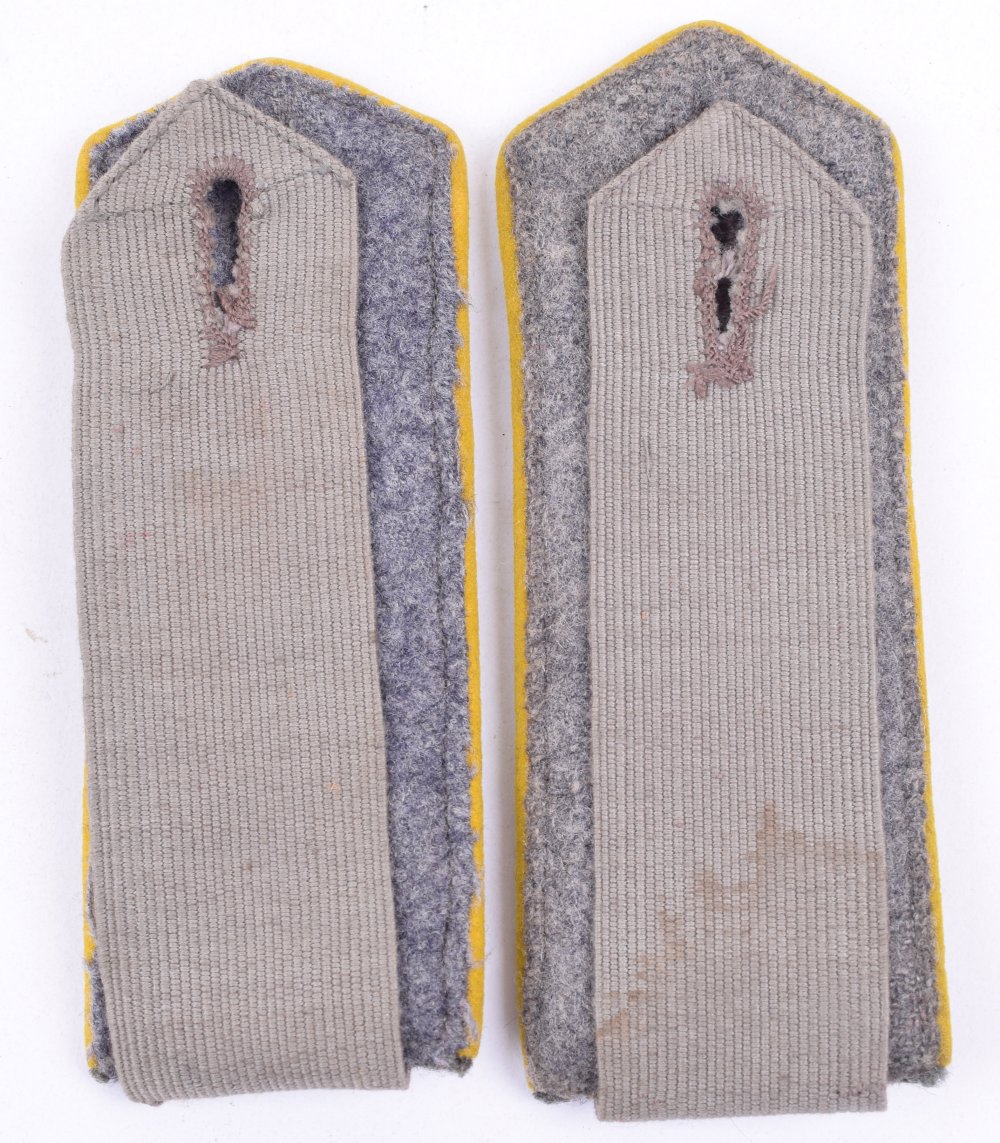 Foot Artillery Enlisted Mans M.1907 Shoulder Straps - Image 2 of 2