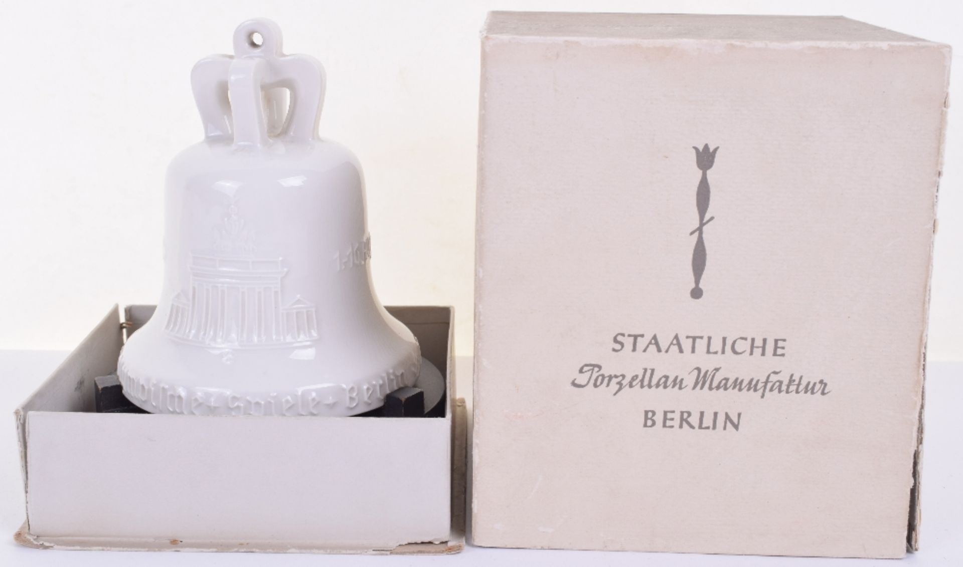 1936 Berlin Olympics Porcelain Bell Housed in its Original Box - Image 2 of 7