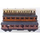 Bowman 0 gauge Model 550 Passenger coaches,