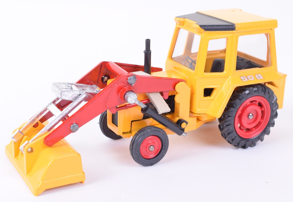 Corgi Toys 54 Massey Ferguson MF 50B Tractor with shovel - Image 3 of 4