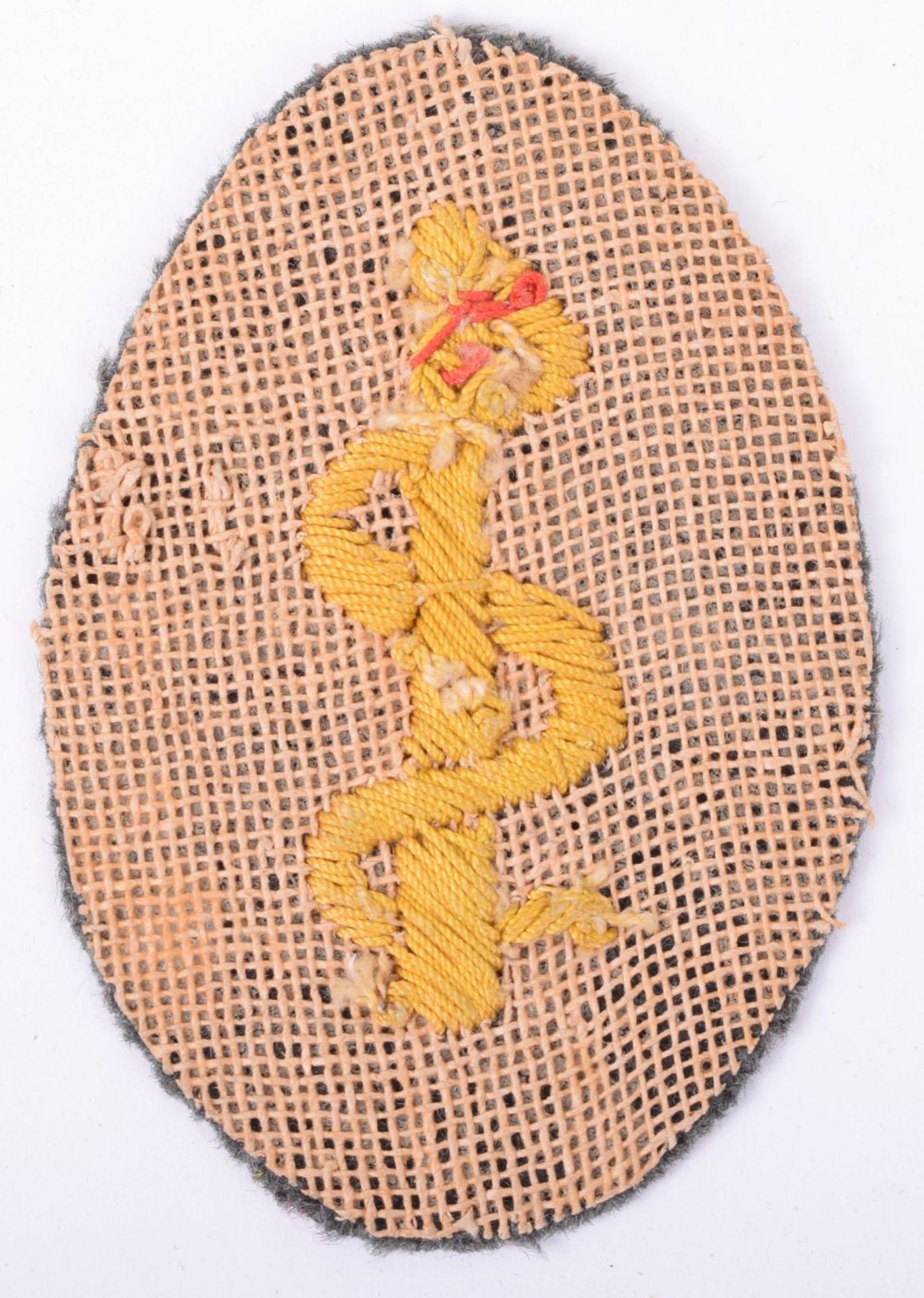 Enlisted Mans Medical Qualification Cloth Arm Badge - Image 2 of 2