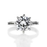 Solitaire ring in white gold and diamond