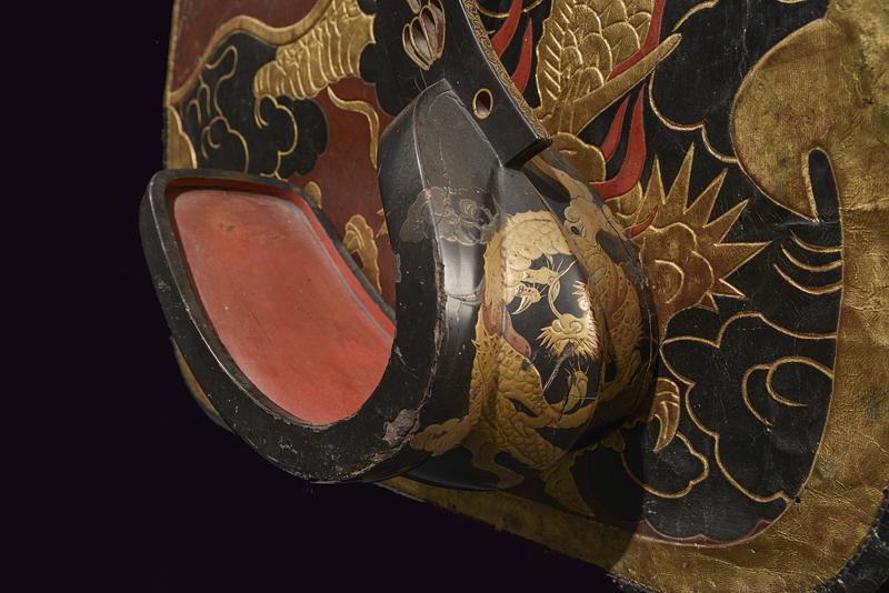 A beautiful and rare kura (saddle) with abumi, saddle-pad and side protection - Image 6 of 10