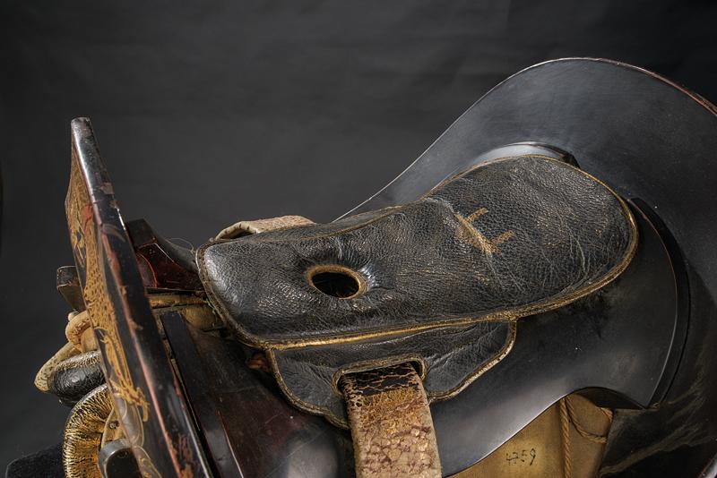 A beautiful and rare kura (saddle) with abumi, saddle-pad and side protection - Image 2 of 10