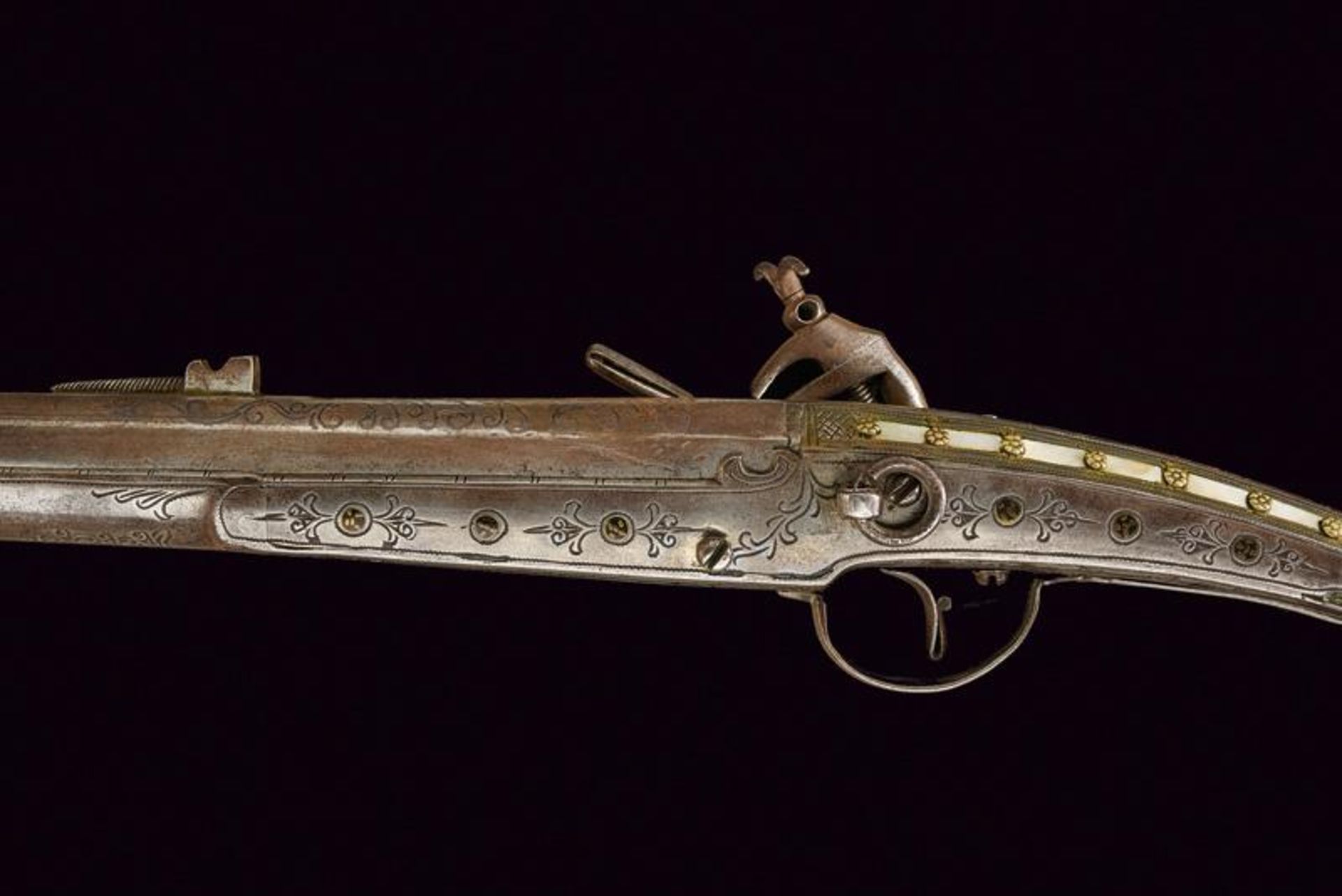 A fine miquelet flintlock gun - Image 4 of 5