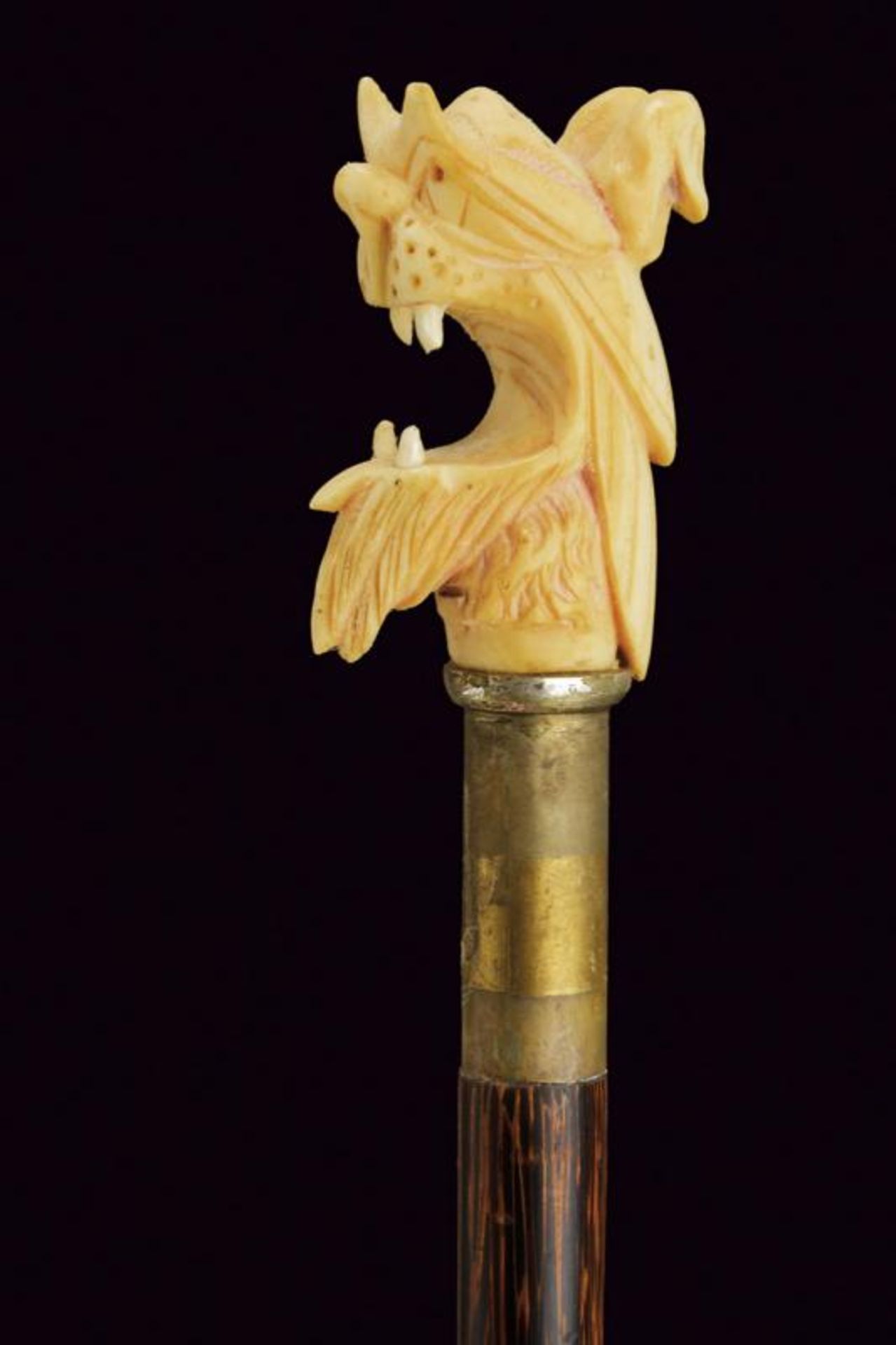 A walking stick with carved ivory grip - Image 3 of 4