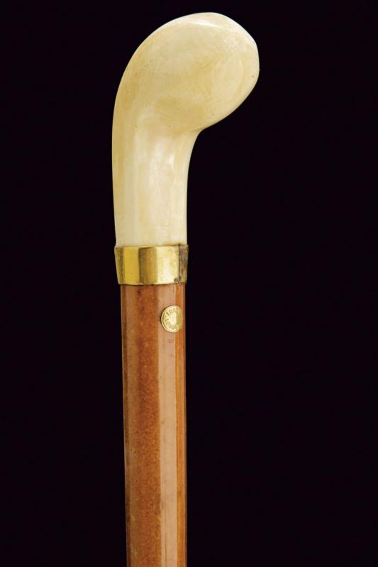 A walking stick with carved ivory grip - Bild 2 aus 4