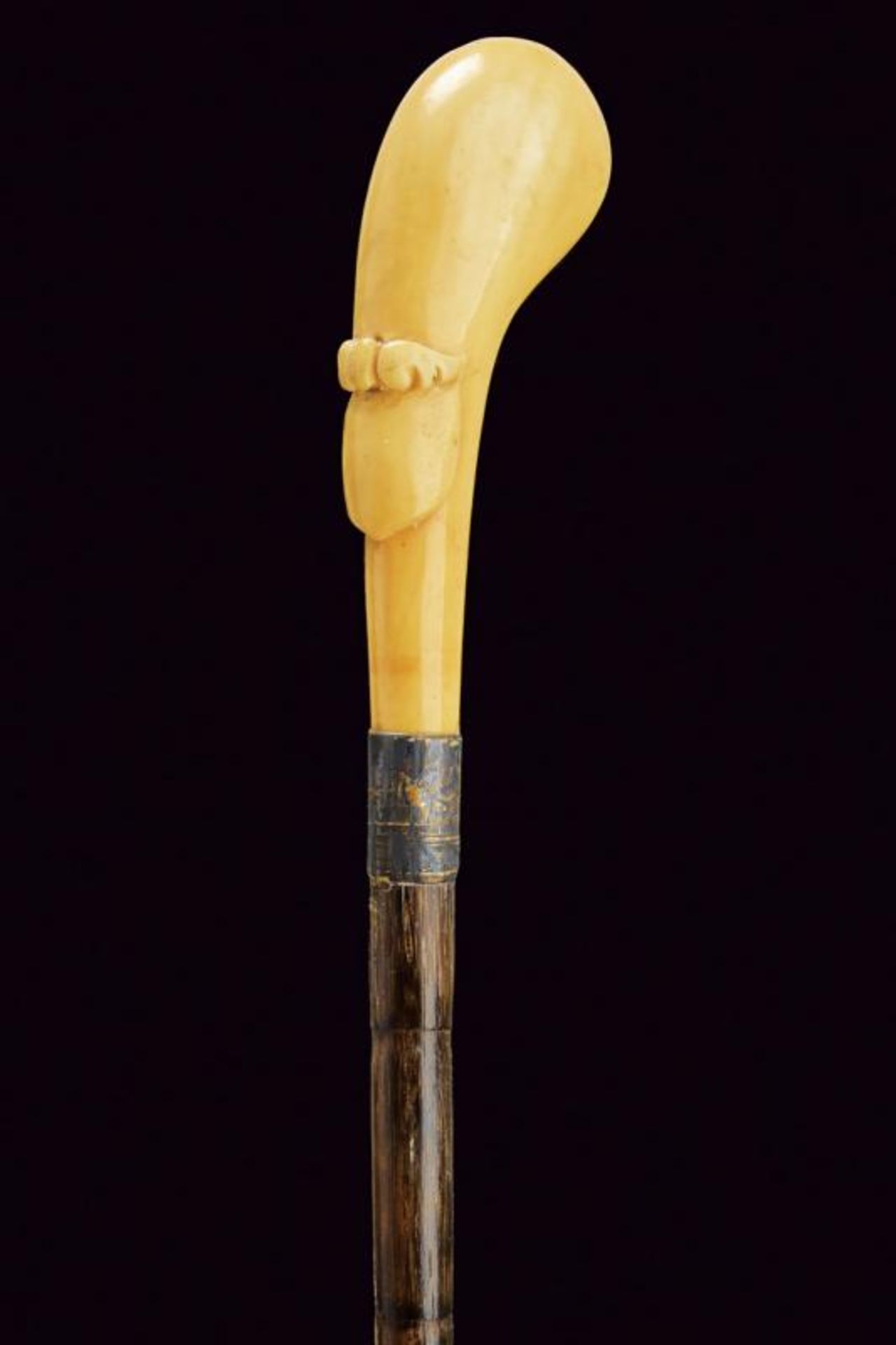 A walking stick with carved ivory grip - Image 2 of 3