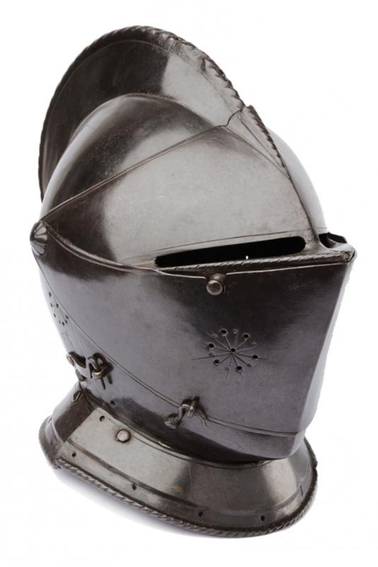 A closed cavalry helmet
