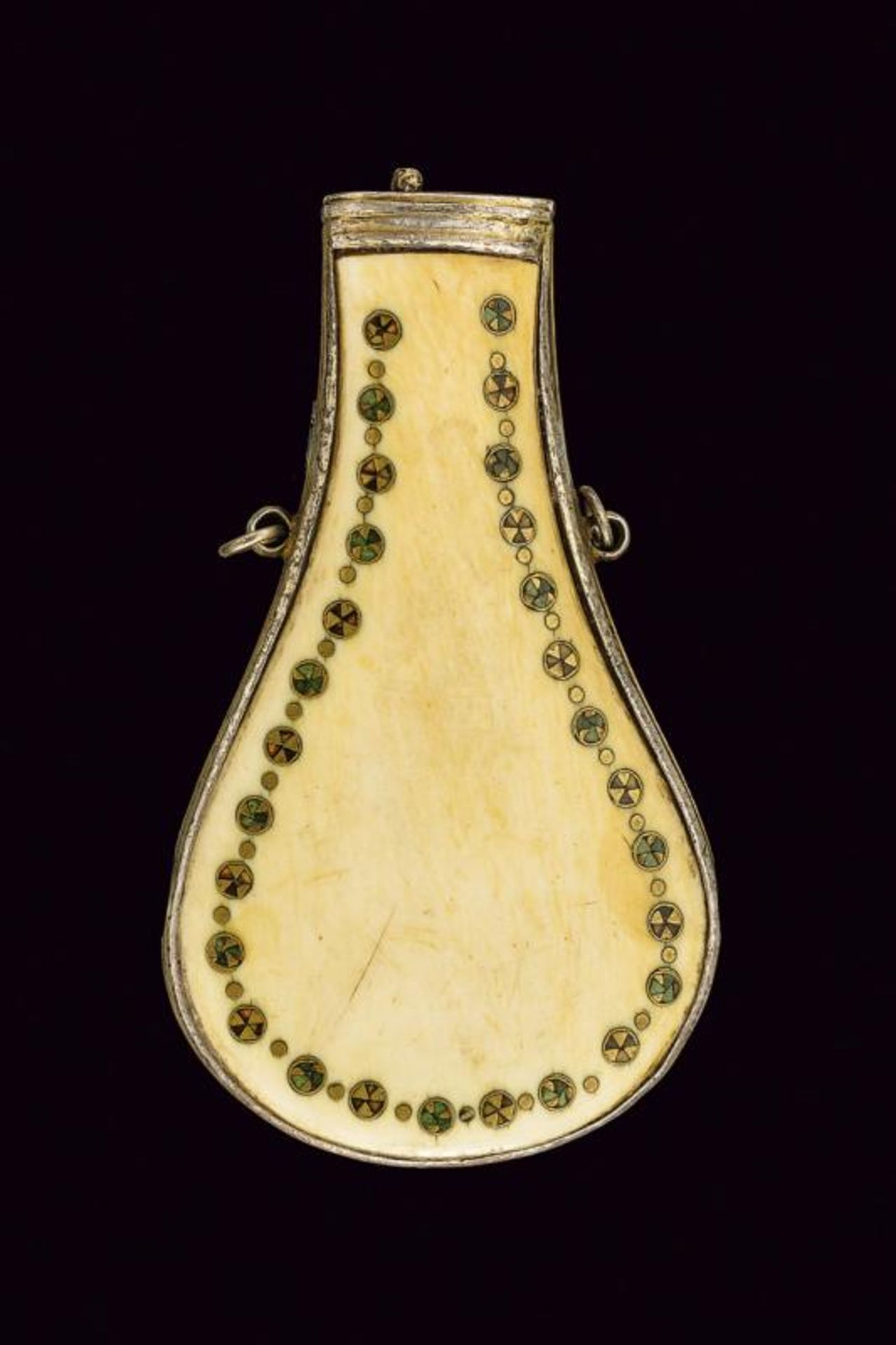 An ottoman rare decorated flask - Image 2 of 7