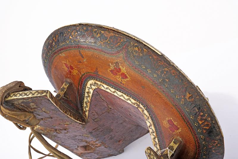 A beautiful painted and bone mounted saddle - Image 6 of 6