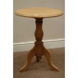 Circular pine pedestal table, D50cm, H61cm Condition Report <a href='//www.