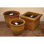 Square terracotta planter and two terracotta plant pots Condition Report <a