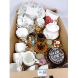 Royal Albert 'Silver Maple' teaware, Royal Albert teapot, silver-plated tea set on tray,