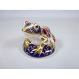 Royal Crown Derby Frog paperweight with gold stopper, H8.