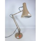 Vintage Anglepoise desk lamp Condition Report <a href='//www.davidduggleby.