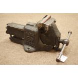 Large 'Alfred Herbert' metal working vice Condition Report <a href='//www.