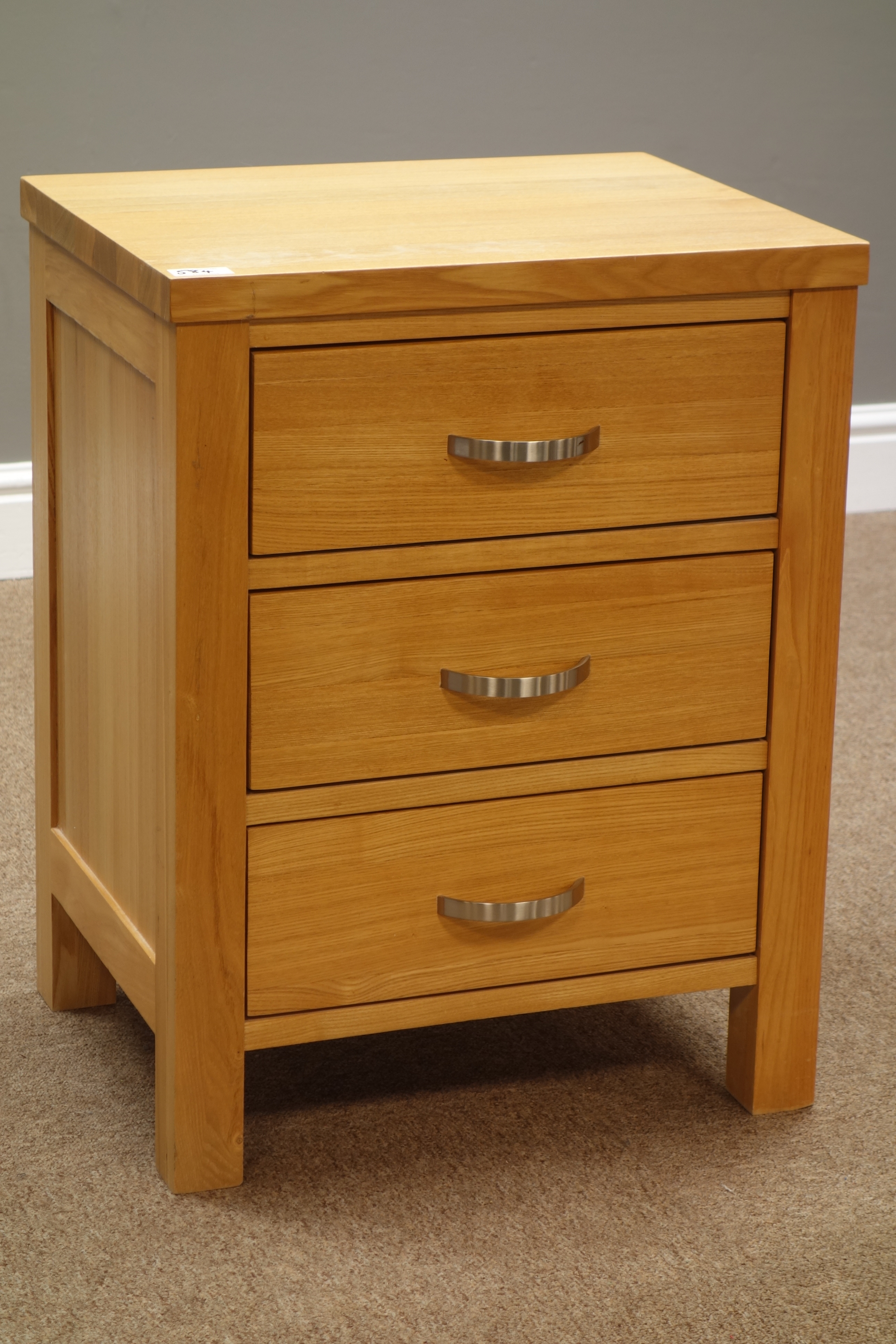 Light ash single bedstead and matching bedside chest Condition Report <a - Image 2 of 2