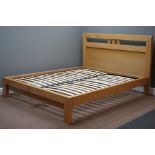 Light oak 5' Kingsize bedstead Condition Report <a href='//www.davidduggleby.