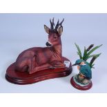 Border Fine Arts 'Roe Deer' sculpture on stand with original box and a Border Fine Arts Kingfisher