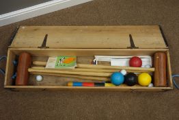 Croquet set in pine box Condition Report <a href='//www.davidduggleby.