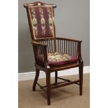 Edwardian walnut elbow chair,