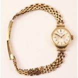 Ladies Rotary 9ct gold wristwatch hallmarked approx 15.