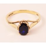 Single stone oval sapphire gold ring hallmarked 9ct Condition Report Ring size =