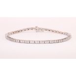 18ct white gold round brilliant cut diamond tennis bracelet stamped 750 Diamond = 1.