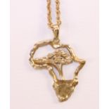 Gold Africa tree pendant necklace stamped 375 approx 7.