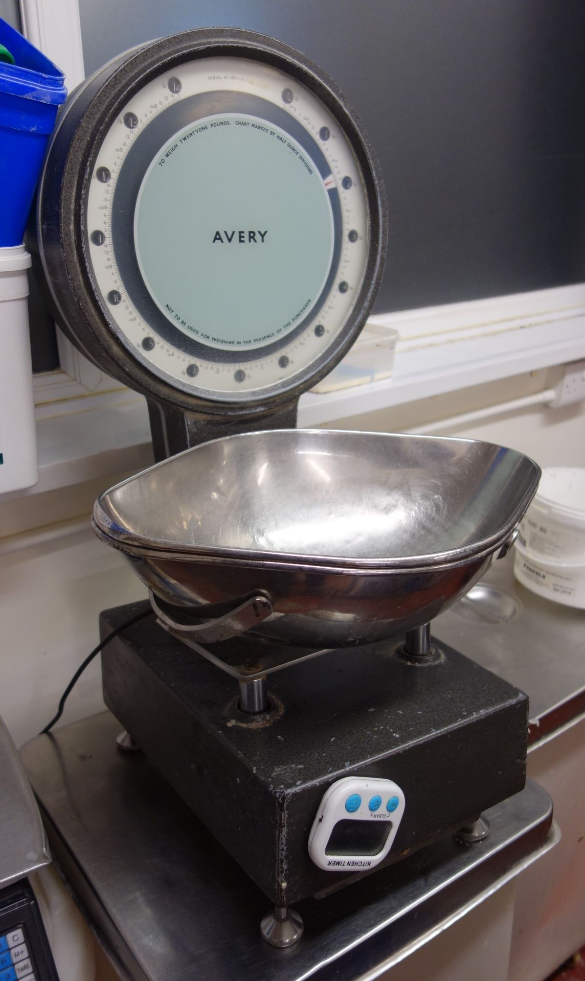 Avery 1108CJC weights scales and an electric digital counter weighing scales Condition