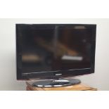 Samsung LE32B450C4W television with remote (This item is PAT tested - 5 day warranty from date of