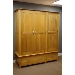 Light oak triple wardrobe with two drawers, W164cm, H191,