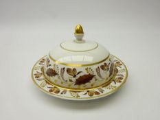 Early 19th century Flight Barr & Barr muffin dish, decorated with butterflies and holly leaves,