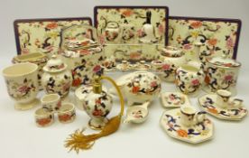 Mason's 'Mandalay' pattern teapot, ginger jar, chamber sticks, lidded pots, miniature trinkets,