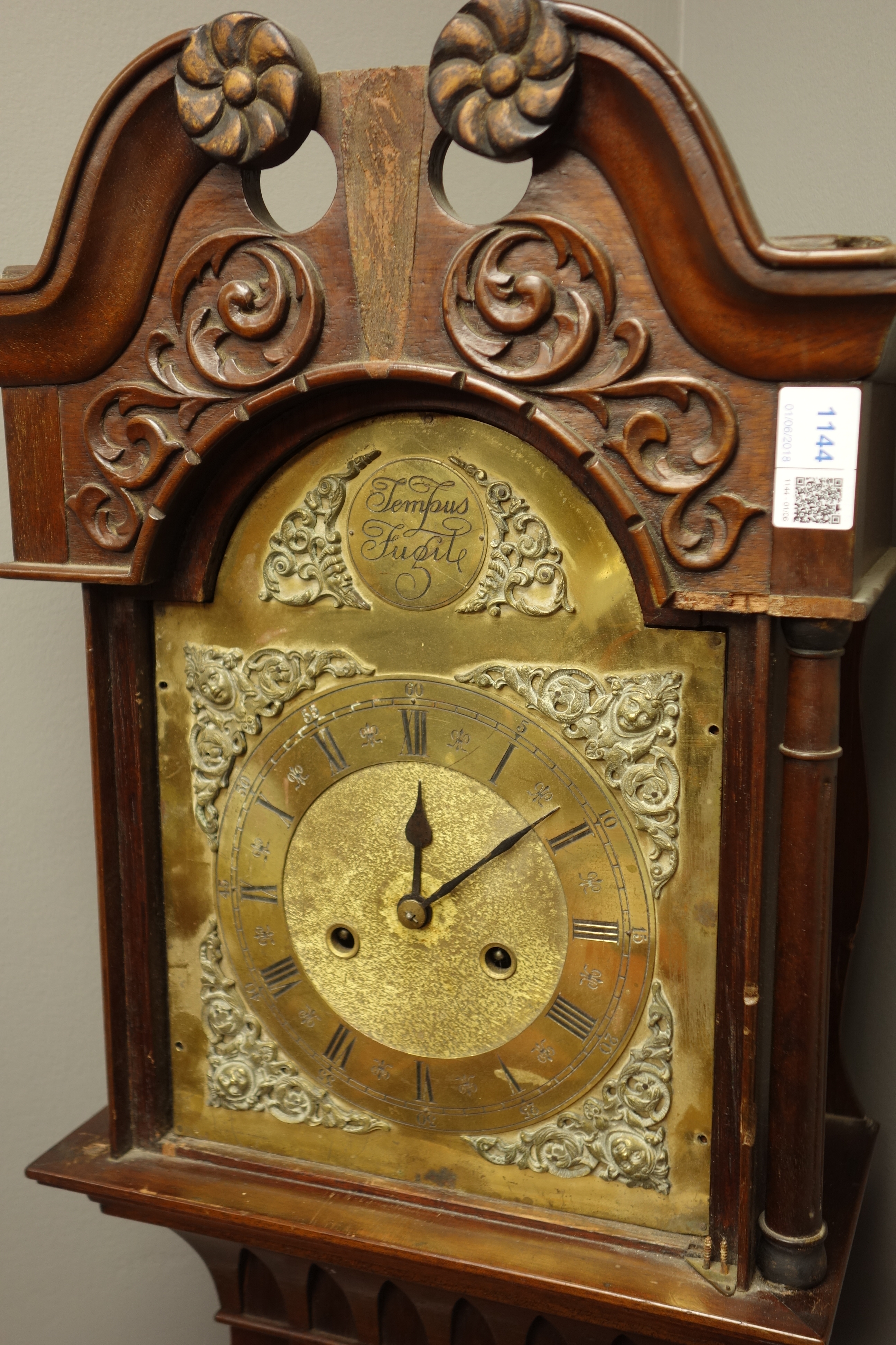 Georgian style grandfather clock of small proportions, mahogany case, - Bild 2 aus 4